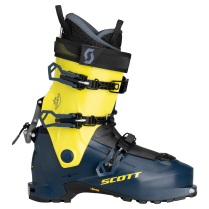 Picking Ski Boots and Goggles for Canadian Winters